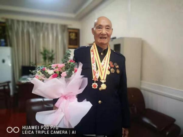 1571102717595855.jpg 1571102717595855.jpg