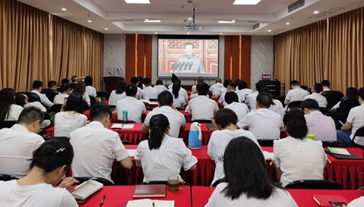 省ayx爱游戏集团组织收看庆祝中国共产党  成立100周年大会